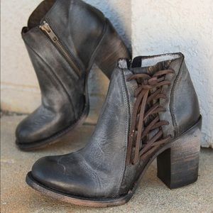 🌺RARE Freebird ankle boots🌺